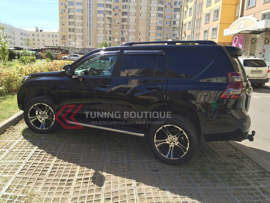 Toyota Land Cruiser 150 Prado на 20" дисках XD 801 Crank  фото 1